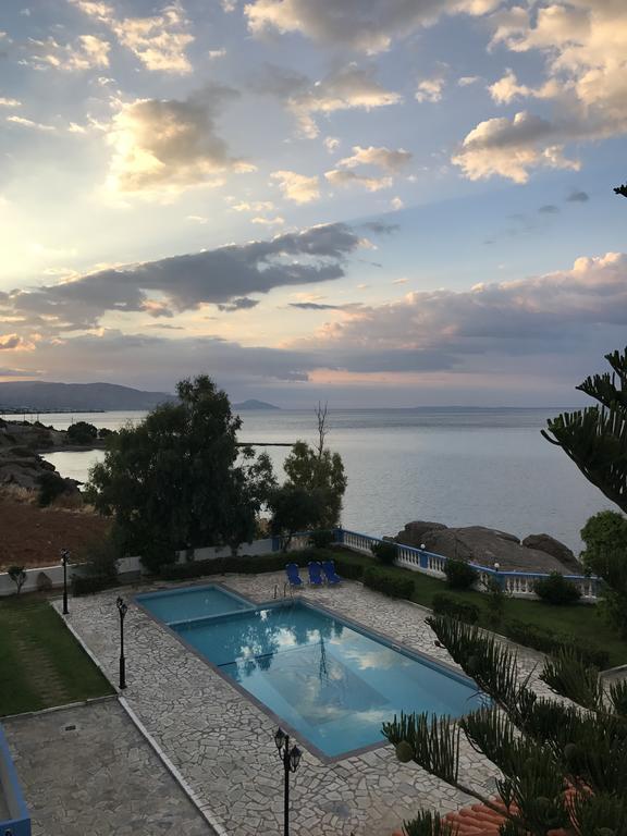 Cypriana Apartments Makrýgialos Exteriér fotografie